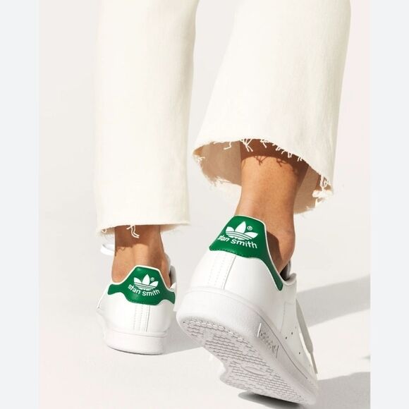 Adidas Sam Womens 8.5 40 2/3 Smith Iconic White Leather Tennis Shoes - Picture 2 of 16